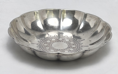 Tiffany &amp; Co. and Others - Sterling Silver Trays and Dishes, Group of 9