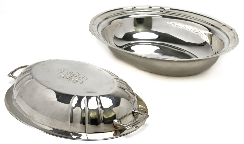 Reed &amp; Barton - Sterling Silver Newport Covered Dish