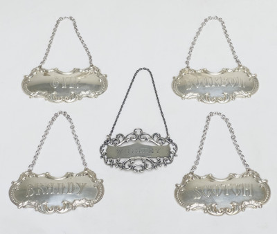 Sterling Serviceware, Group of 22