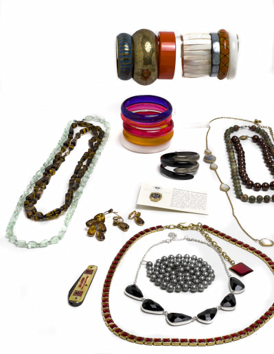 Costume Jewelry, Group of 100+