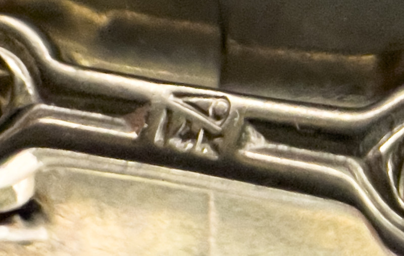 Gold and White Gold Cuff Links and Pin, Group of 5