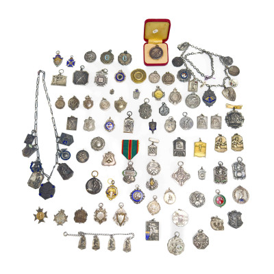 Image for Lot Medals and Pendants