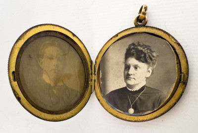 Victorian Lockets, Group of 14