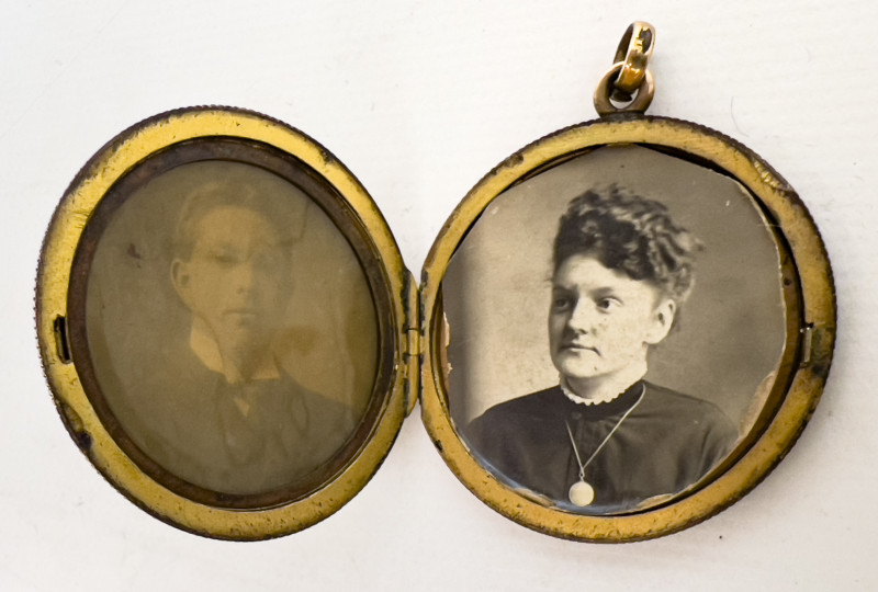 Victorian Lockets, Group of 14