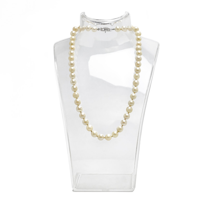 Pearl Necklace with White Gold Clasp