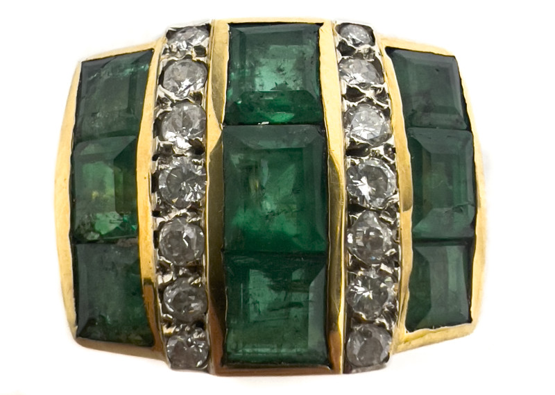 Gold, Emerald and Diamond Ring