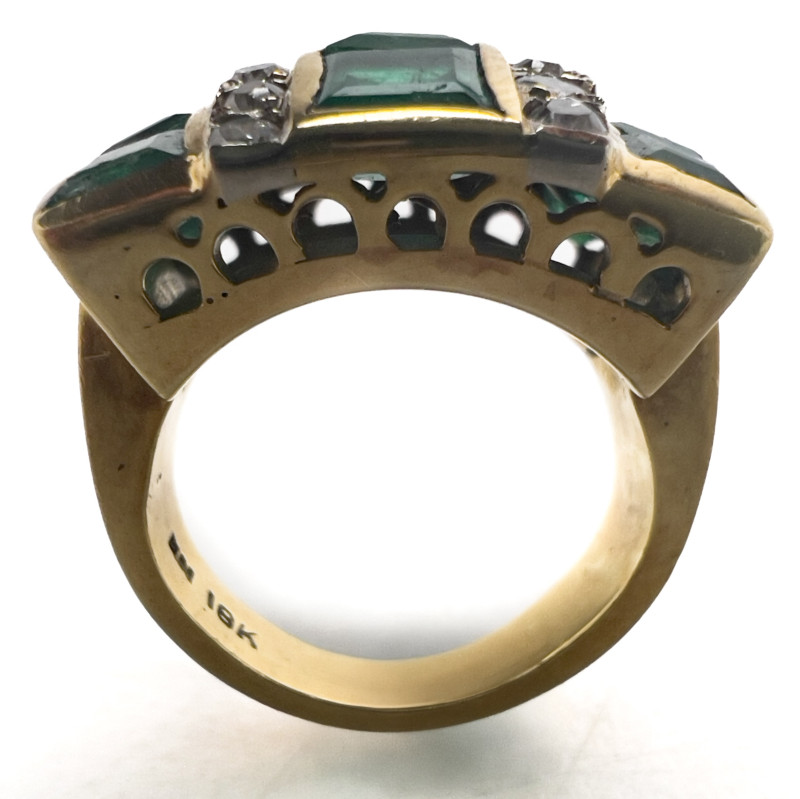 Gold, Emerald and Diamond Ring