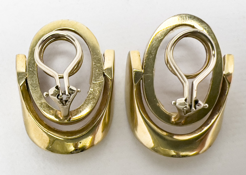 Gold Earrings (without set stones)