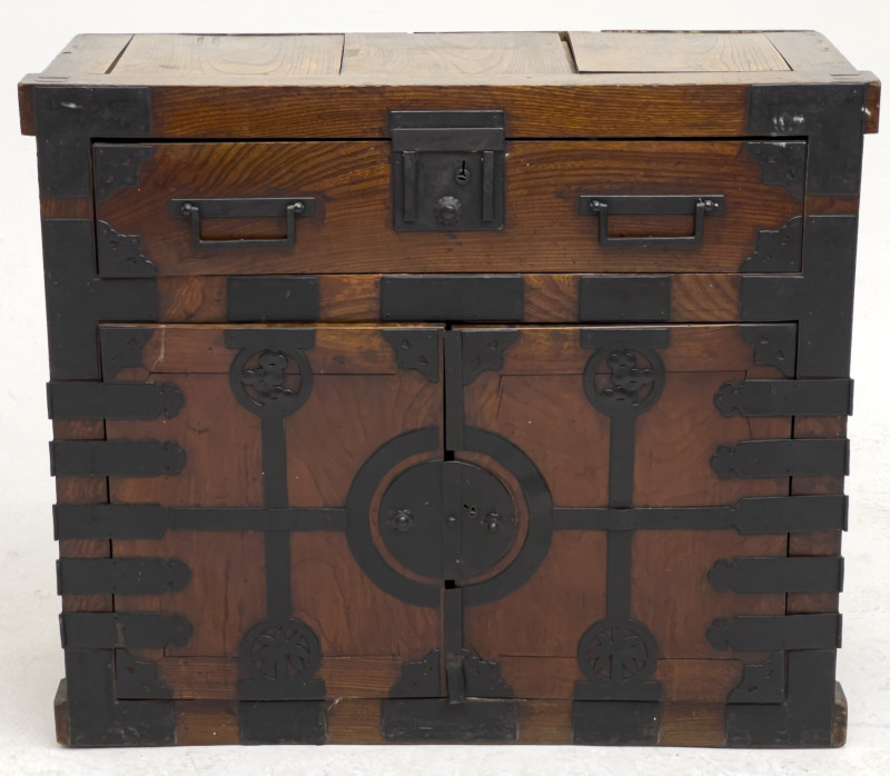 Japanese Tansu Chest
