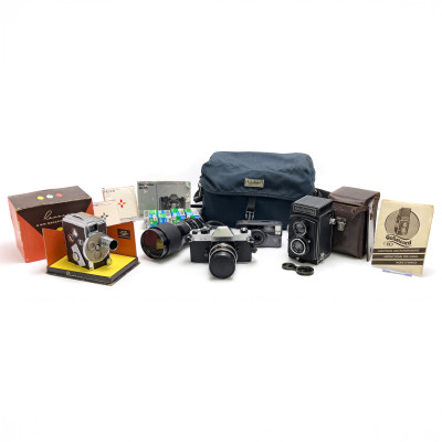 Image for Lot Film Cameras, Group of 4