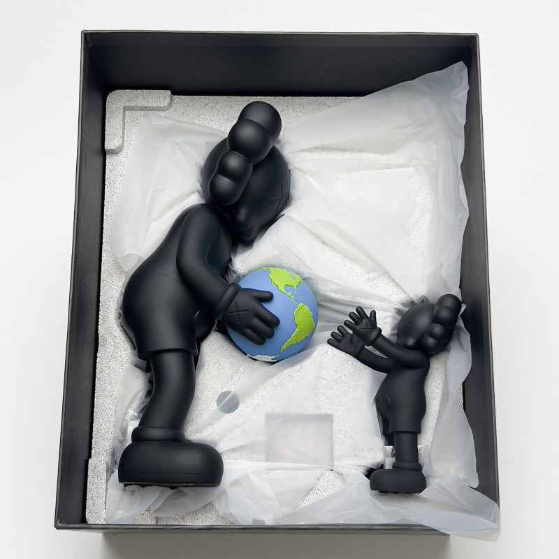 Kaws - The Promise