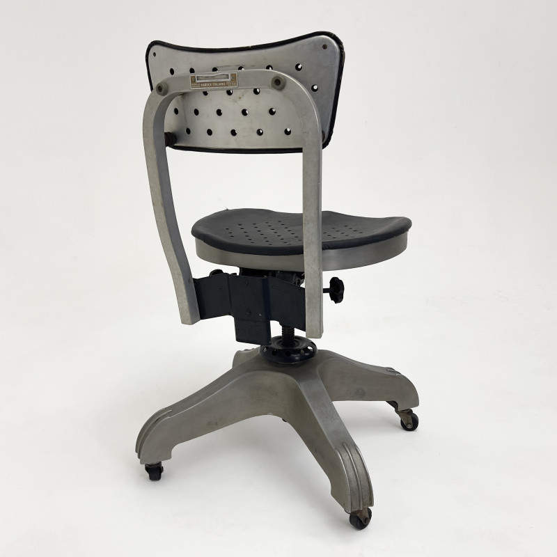 Gio Ponti - Model 1938 Swivel Chair by Kardex for Montecatini