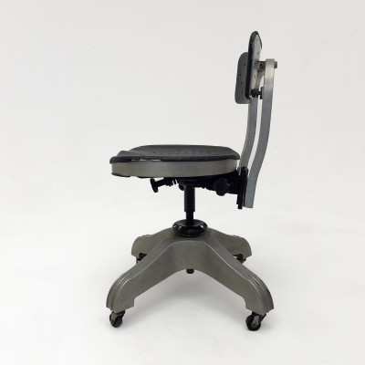 Gio Ponti - Model 1938 Swivel Chair by Kardex for Montecatini