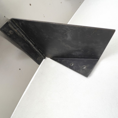 Ron Arad - Bookworm Shelf for One Off