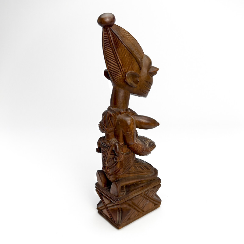 Lamidi Fakeye - Kneeling Woman