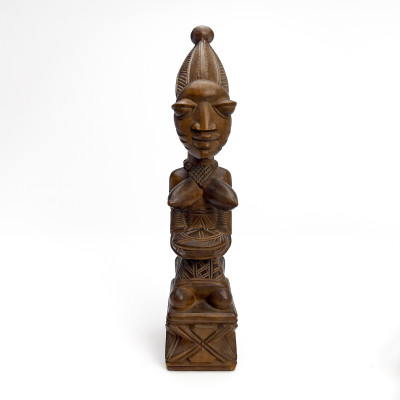 Lamidi Fakeye - Kneeling Woman