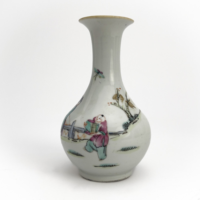 Chinese Ming Porcelain Vase