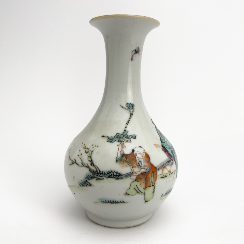 Chinese Ming Porcelain Vase