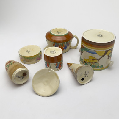 Clarice Cliff - Bizarre Ceramic Dishes in Various Patterns, Group of 6