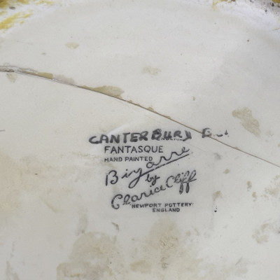 Clarice Cliff - Bizarre Isis Vase and Gaiety Basket