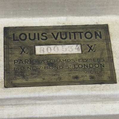 Louis Vuitton - Hard-Sided Luggage Case