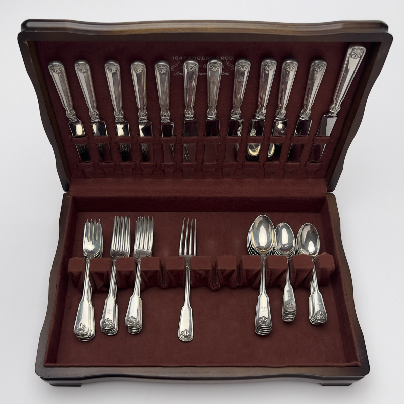 Tiffany &amp; Co. - Shell &amp; Thread: Partial Sterling Flatware