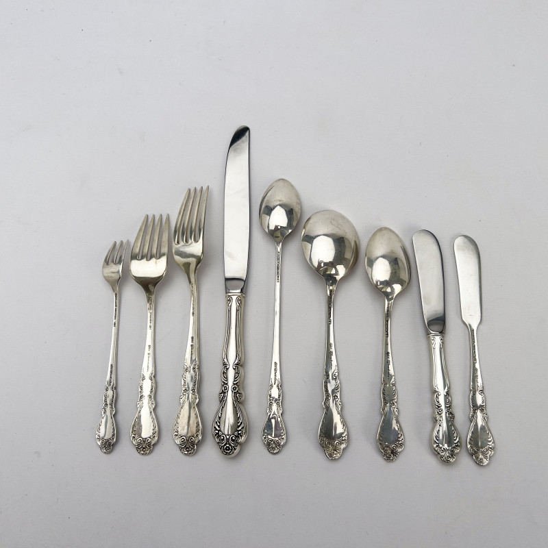Rogers Silver Old Charleston Flatware, Near Complete Set
