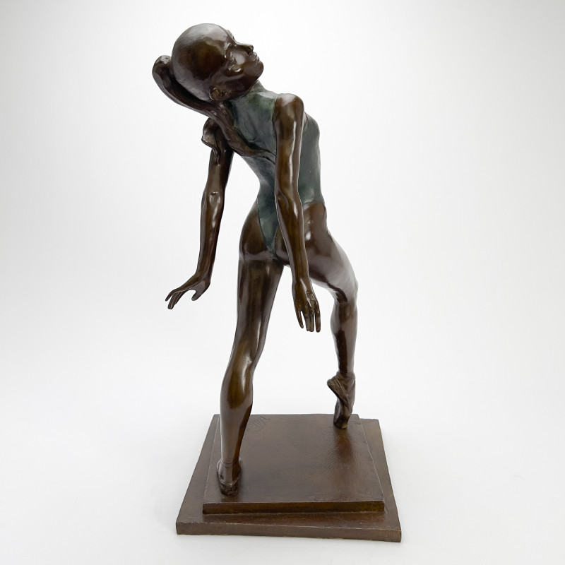 Victor Manuel Villarreal - Suzanne