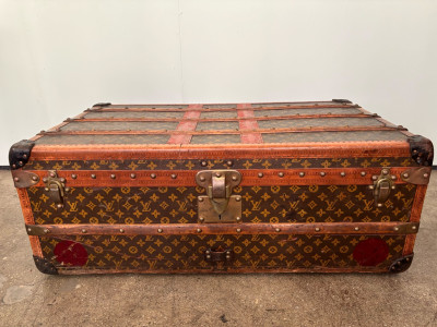 Louis Vuitton - Steamer Trunk