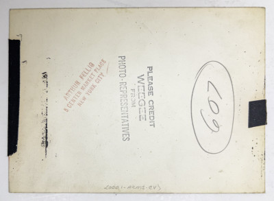 Weegee (Arthur Fellig) - Warm Fire Dog