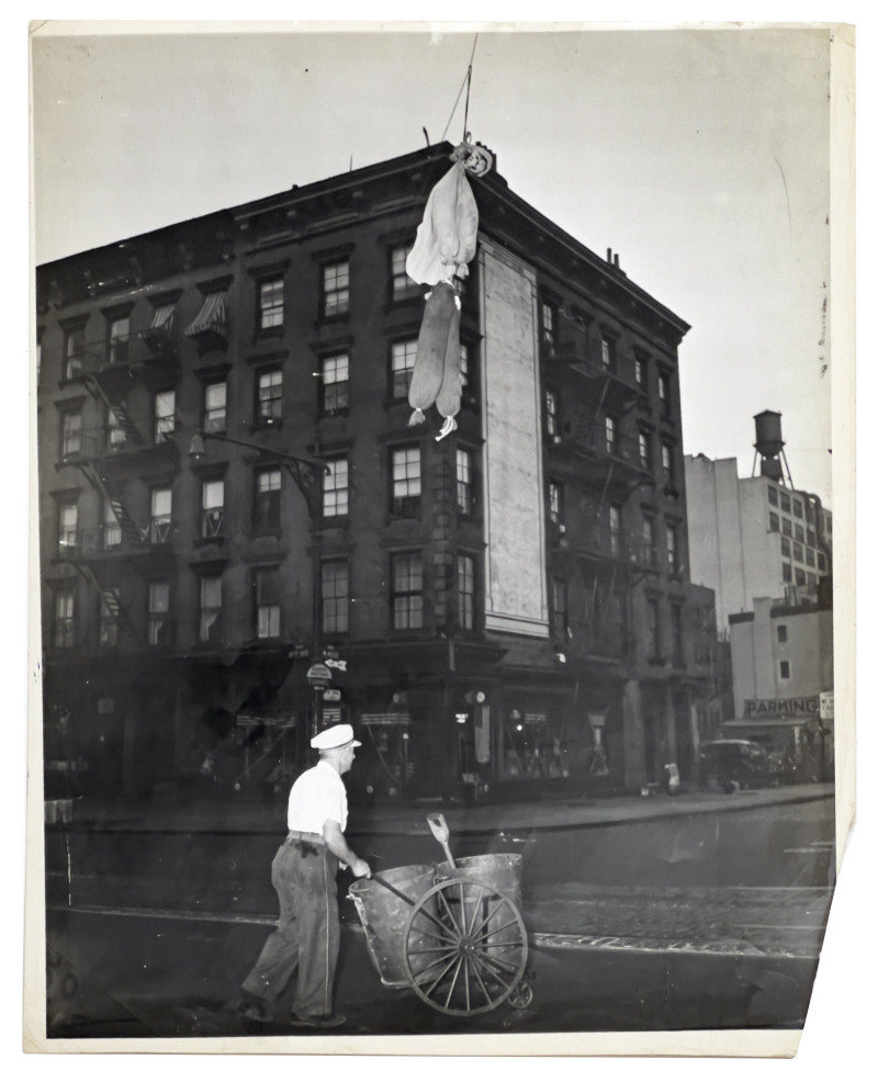 Weegee (Arthur Fellig) - Hitler Hung in Effigy, New York