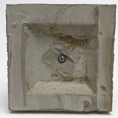 John Erianne - This Comm-Link&apos;s Lost Its Frequency