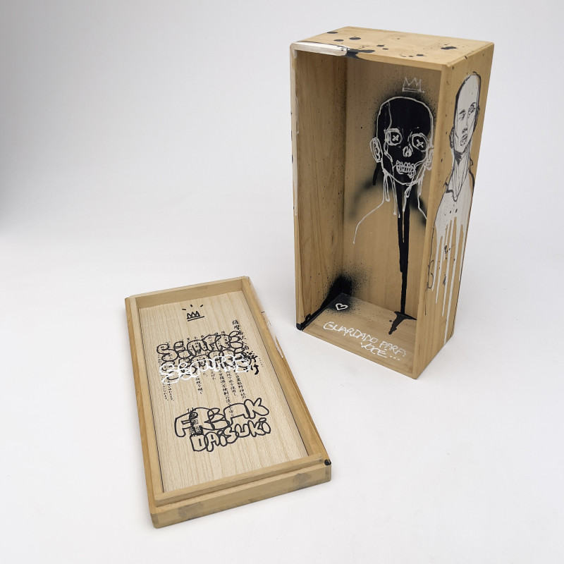 Titi Freak - Wooden Box