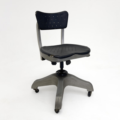 Image for Lot Gio Ponti - Model 1938 Swivel Chair by Kardex for Montecatini