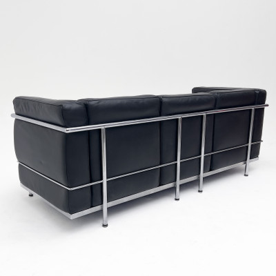 Le Corbusier (Charles-Édouard Jeanneret, Pierre Jeanneret, Charlotte Perriand) - LC3 Sofa