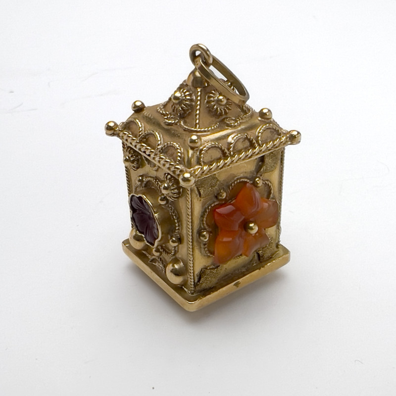 Gold Carnelian Lantern Pendant