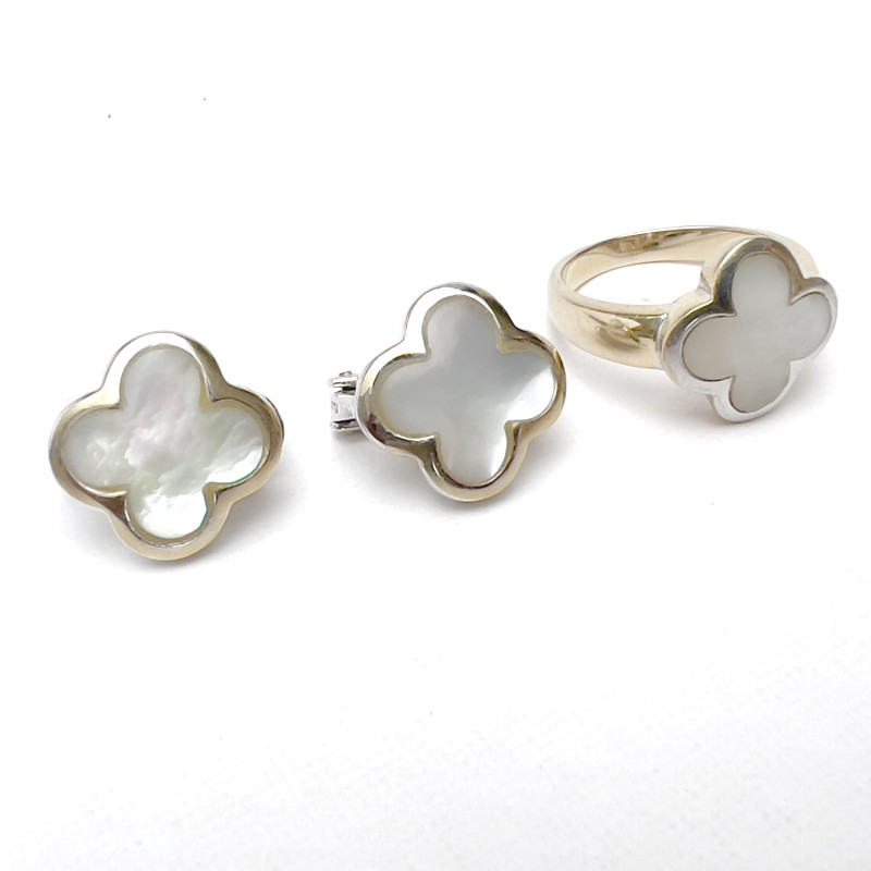 White Gold Quatrefoil Parure