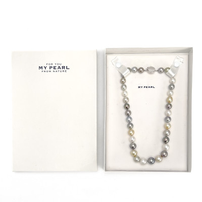 Graduated Pearl Necklace with Gold Clasp