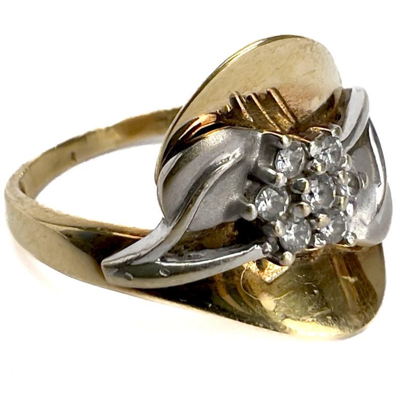 Gold Jewelry Pieces, Group of 10