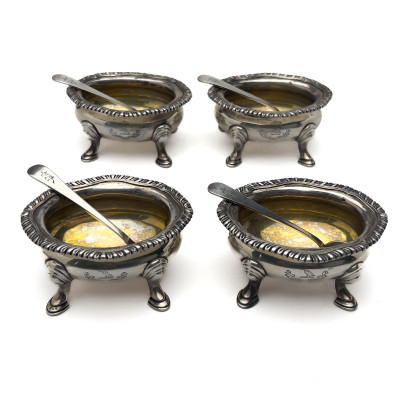 Image for Lot Garrard - 4 Silver Salt Cellars with Spoons