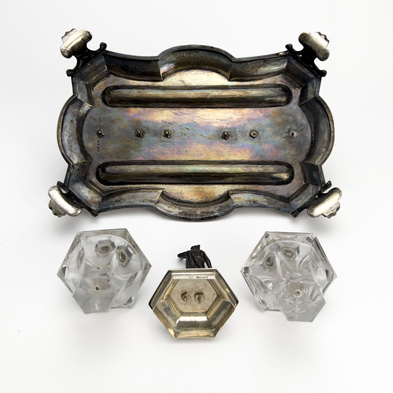 Edward Barnard &amp; Sons - Victorian Silver Inkwell