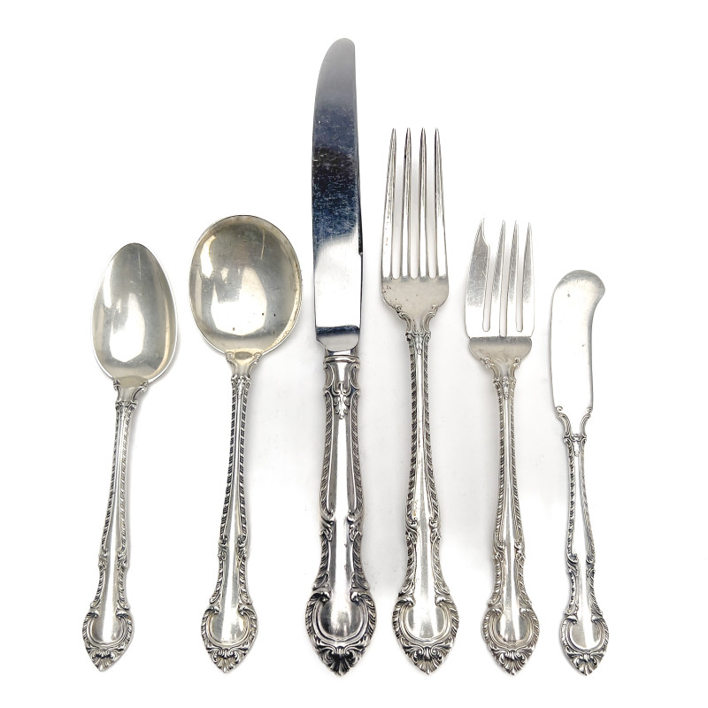 Gorham - English Gadroon Silver Flatware Service for 12