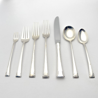 Image for Lot International Silver - Extensive Serenity Flatware Serviceware Collection