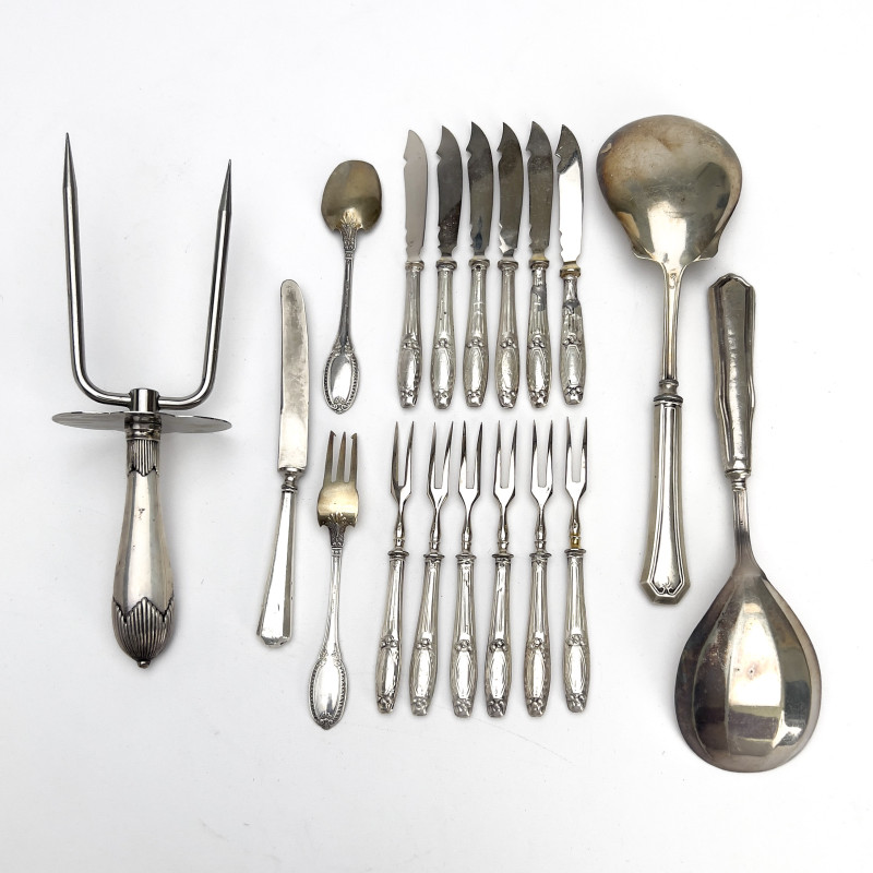 Silver Handled Serving Accessories, Group of 19