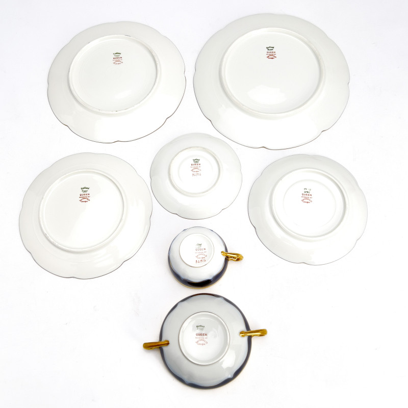 Haviland - Limoges China Queen Pattern Partial Service, Gold and Blue
