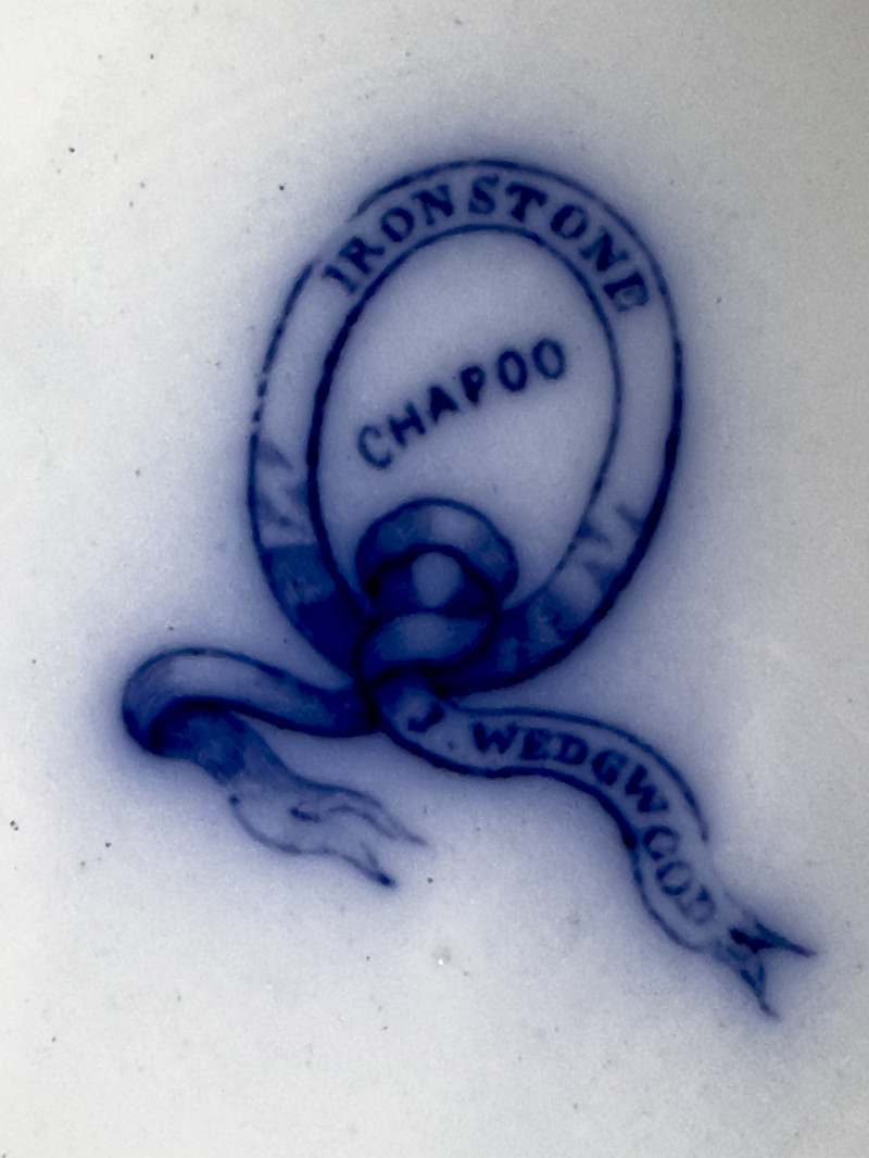 Flow Blue Serviceware, Group of 70+