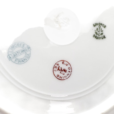 Lanternier &amp; Co - Limoge Fish in Net Plates, Set of 12