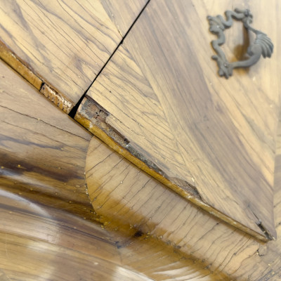 Antique Venetian Bombé Commode