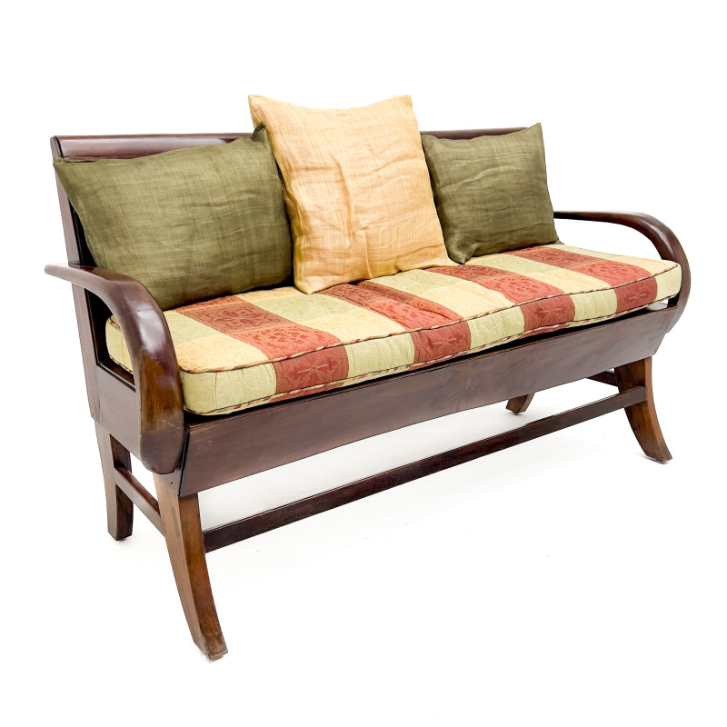 Colonial Style Mahogany Settee