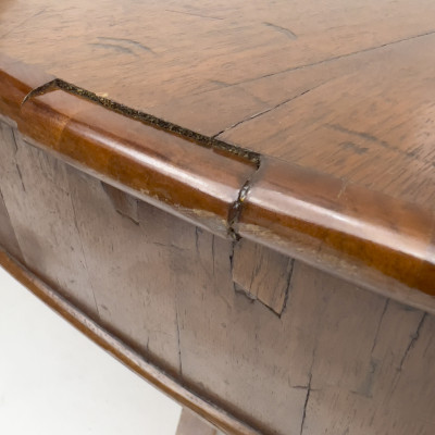 19th Century Oval Pedestal Dining Table